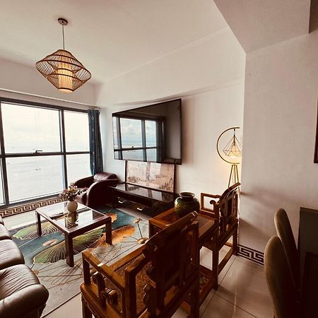 Sunset House Roxas Bay Apartment Манила Екстериор снимка