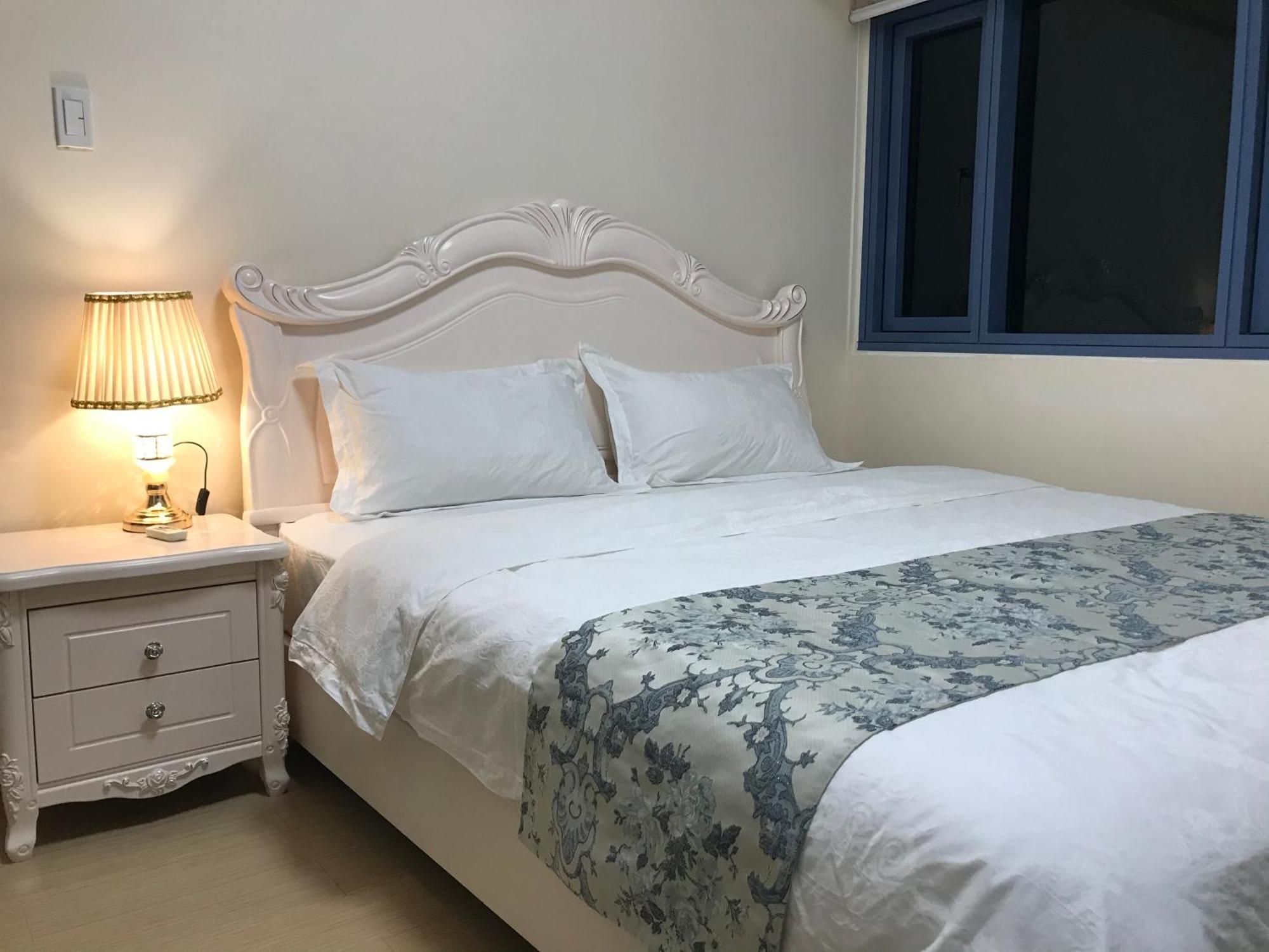 Sunset House Roxas Bay Apartment Манила Екстериор снимка