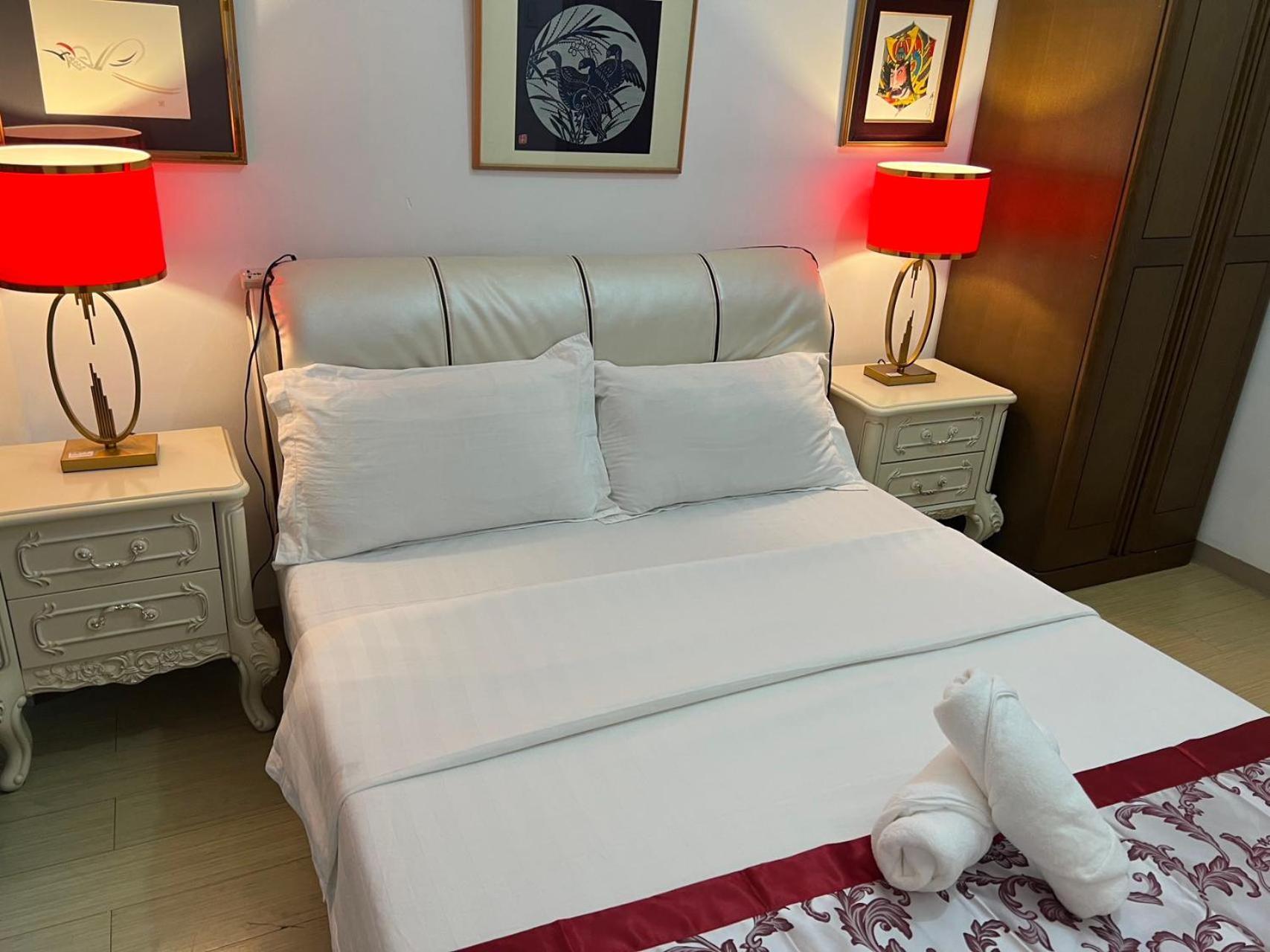 Sunset House Roxas Bay Apartment Манила Екстериор снимка