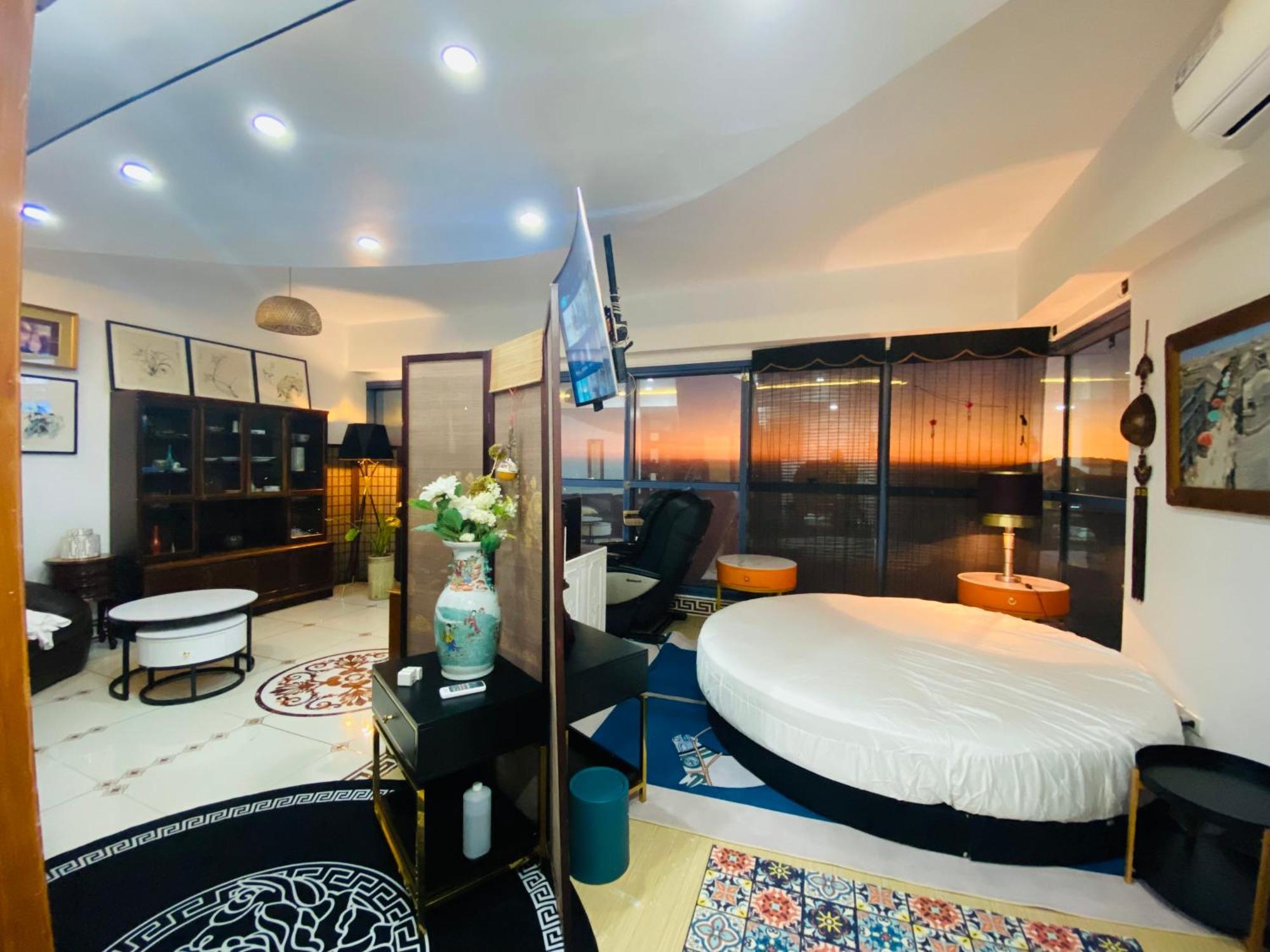 Sunset House Roxas Bay Apartment Манила Екстериор снимка